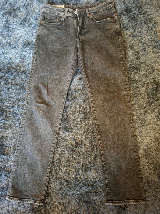 Мъжки сиви дънки.