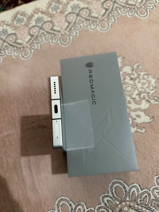 ZTE Nubia Red Magic 10 pro 16/512 White