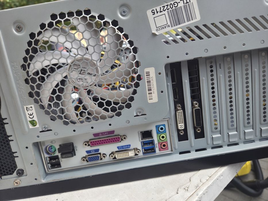 PC Gaming Intel i5-3570, Radeon R7 370, 16GB RAM, SSD 256GB + HDD 1.5TB