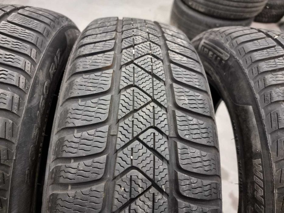 4 Anvelope IARNA 205.60.17 'Pirelli' [dot 2020] ; stare foarte buna