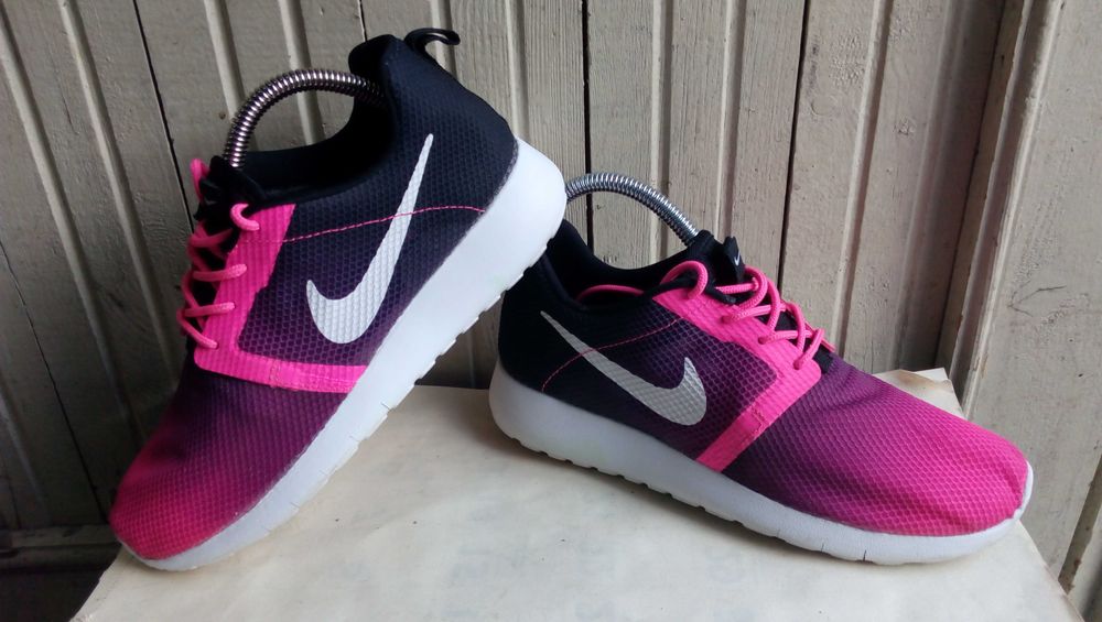 ''Nike Roshe Run Flight Weight''оригинални маратонки 37.5 номер