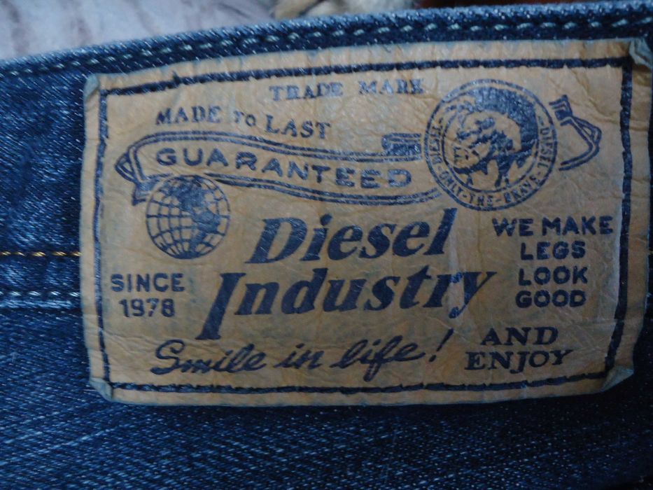 Мъжки дънки DENIM 38 /40 лева / и DISEL 33 / 20 лева /