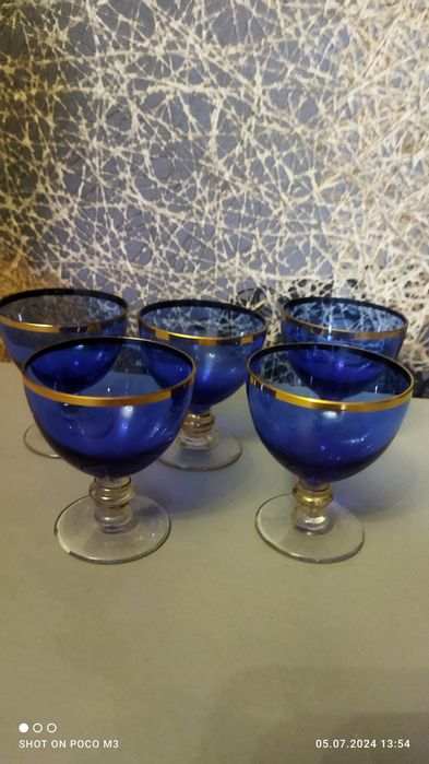 Продаются фужеры чешские