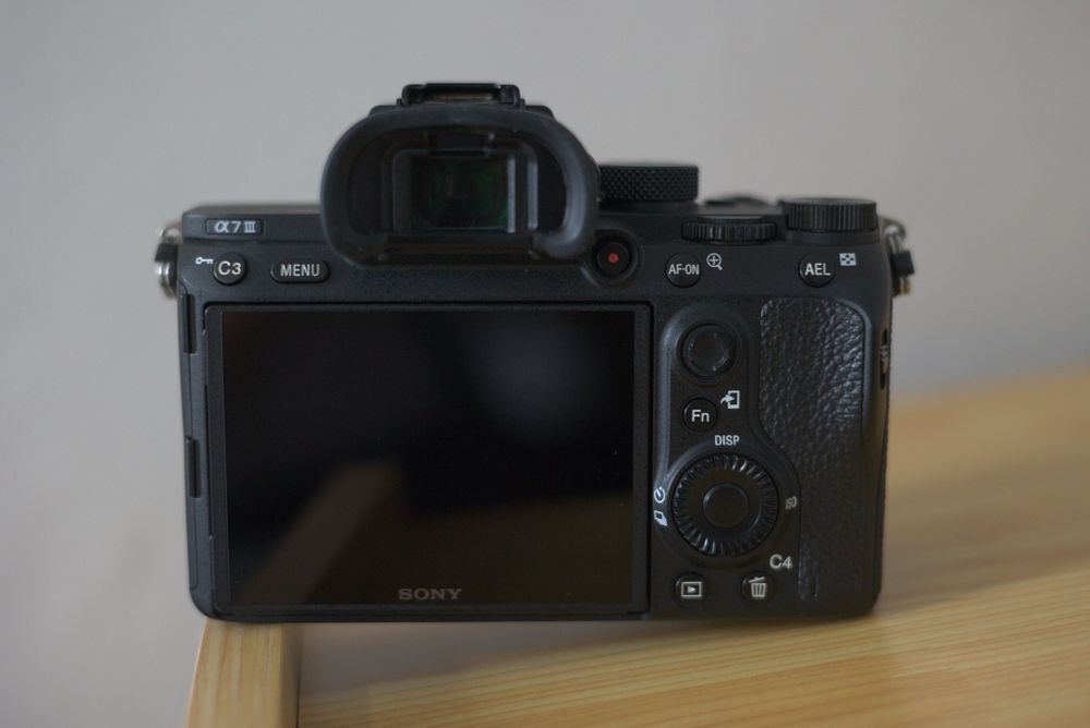 Sony A7 III 24MP-4K Full Frame.