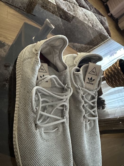 Vand adidasi,adidas EQT si una pharrell wiliams