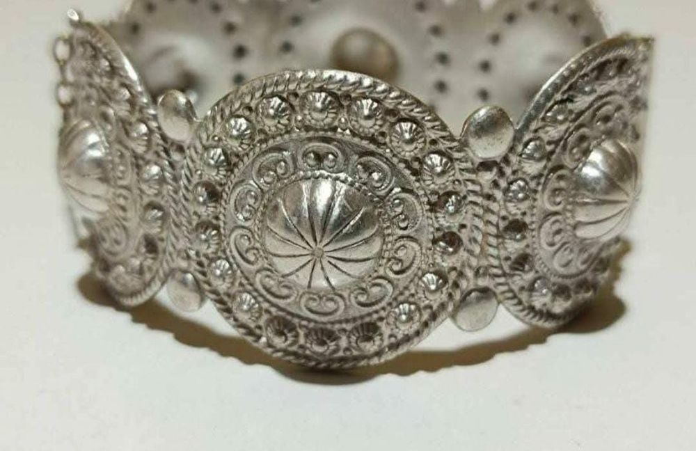 Bratara veche placata cu argint , tip catusa, Germania, copii