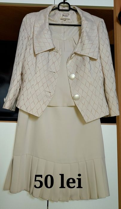 Rochii şi costumaşe de ocazie