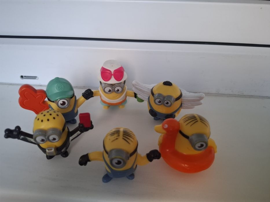 Set 6 figurine Minioni de colectie