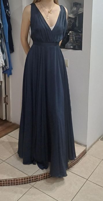 Платье женское вечернее.