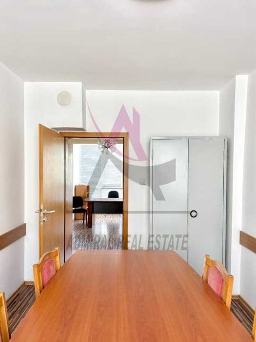 Продава се Тристаен апартамент в Варна, Левски - 117 кв.м за 3676 €/кв.м - Снимка #6