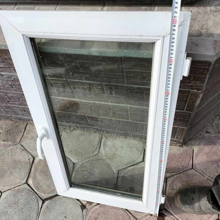 Продам окна  и решотку