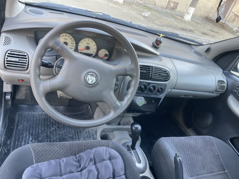 Продается додж неон 2001