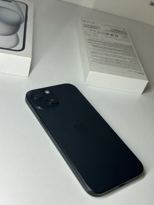 Iphone 15 128gb.