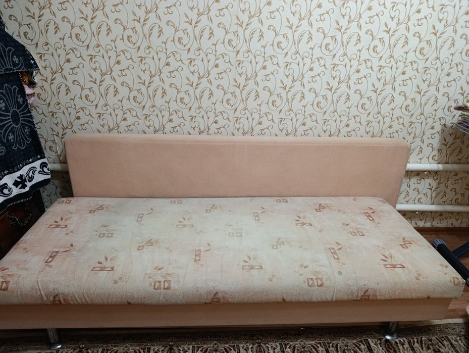 Срочно продам диван раскладной