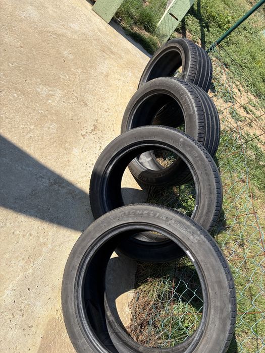 Продавам 4 бр. летни гуми Michelin Primacy 4 – 245/45 R18