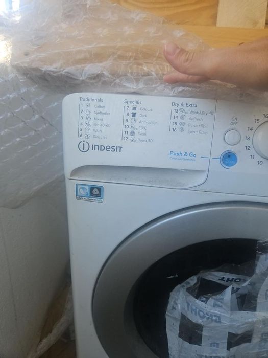 пералня със сушилня  indesit