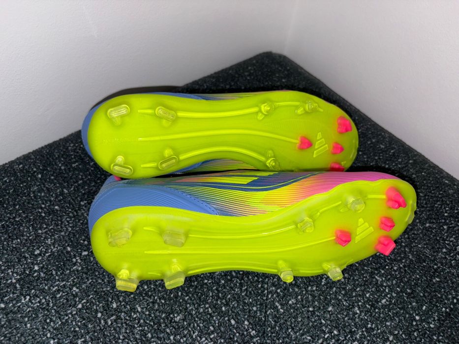 Incaltaminte crampoane ADIDAS F50 nr 39,5
