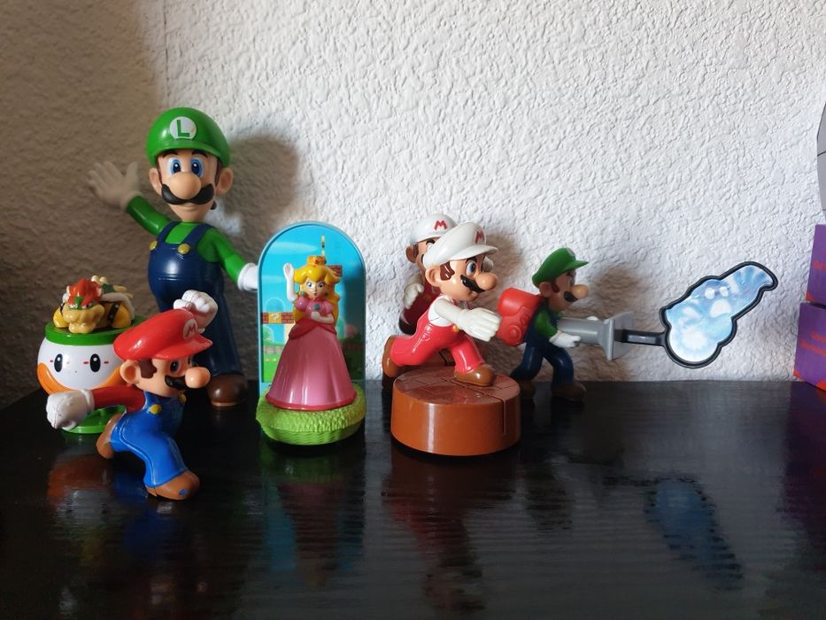 Фигури Super Mario