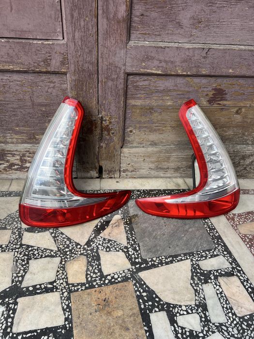 Stop tripla stanga dreapta renault grand scenic 3