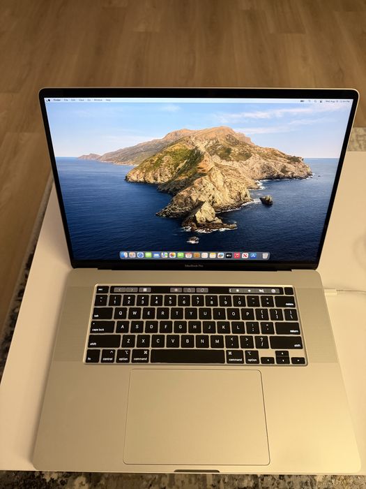Apple MacBook Pro 16 2019 i9 2.3ghz 32GB RAM 1TB SSD CA NOU
