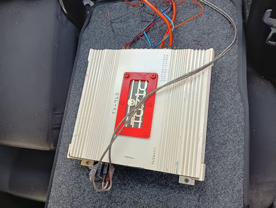 Vând stație 960w + subwoofer