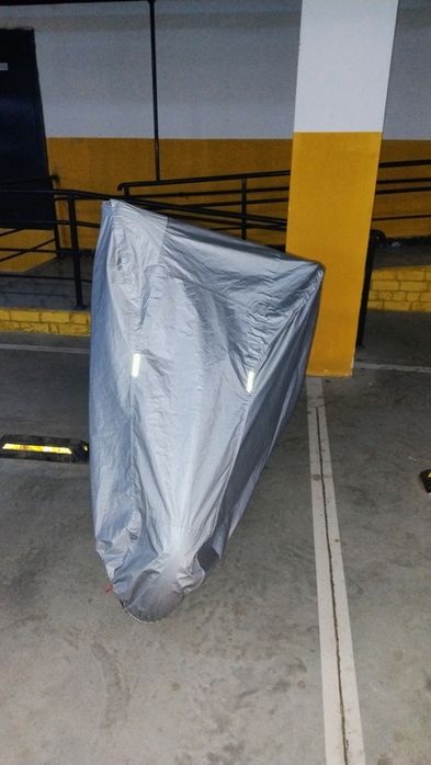 Чехол для мотоцикла.