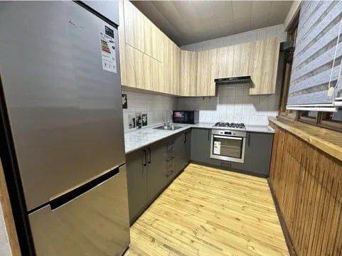 Бобура 3/3/9 мебель+техника Срочно балкон-2/6 Спец План 80квм