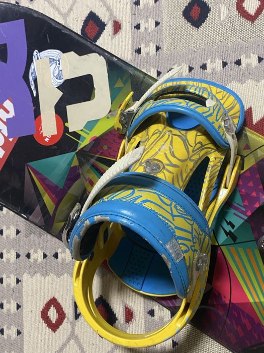 Борд с креплениями