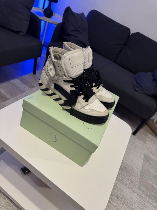 Off white vulcanized high 42