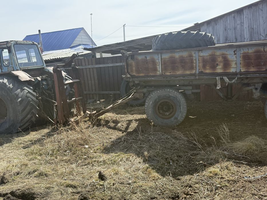 Продам трактор МТЗ 80 с прицепом