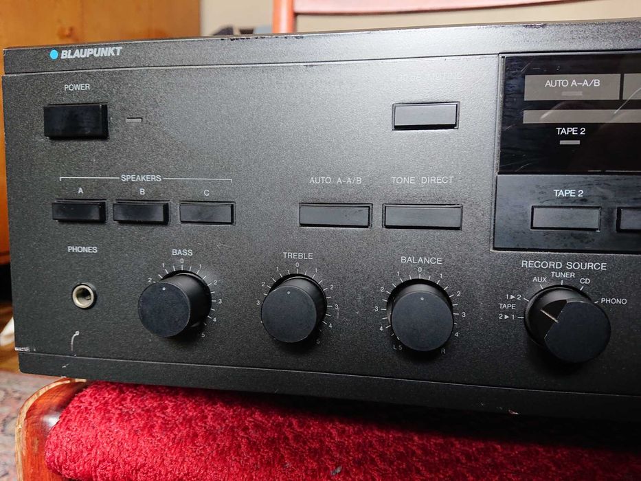 Продавам усилвател Blaupunkt MA-5850