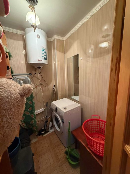 Продается трех комнатная квартира,