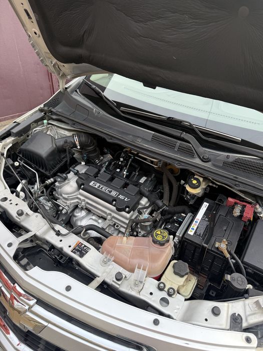 Срочно продам свой кобальт 2015 в отличном состоянии