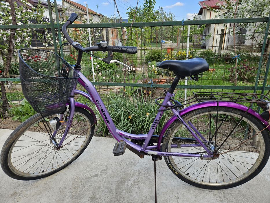 Bicicleta de vânzare