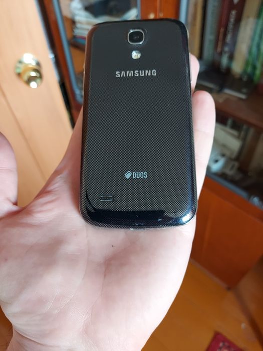 galaxy s4 mini в идеальном состоянии!