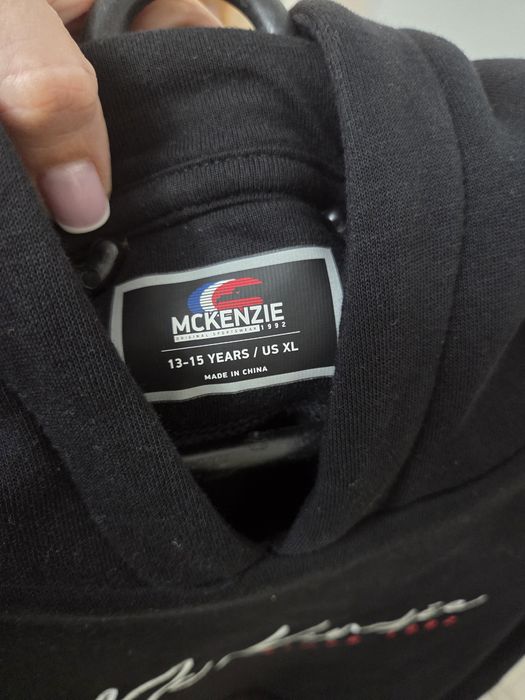 Суичър с качулка McKenzie 13-15 години 13 евро