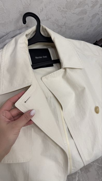 Тренч от Massimo Dutti