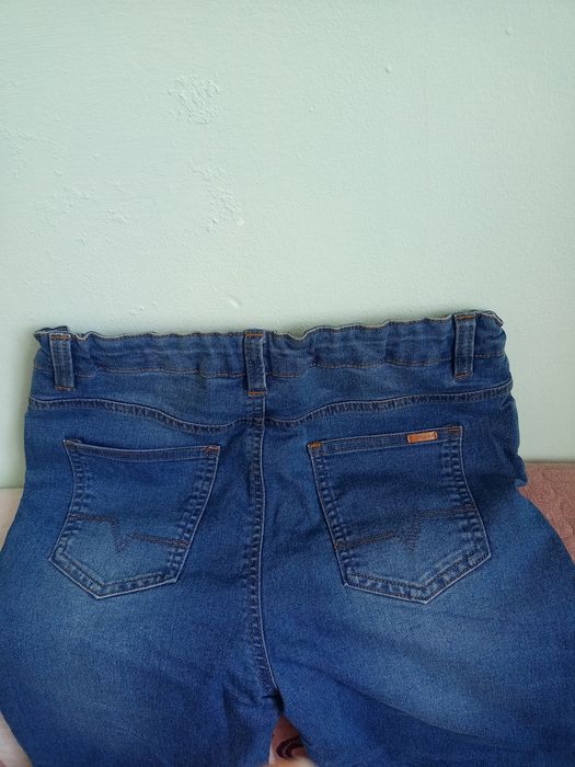 Джинсы подростковые