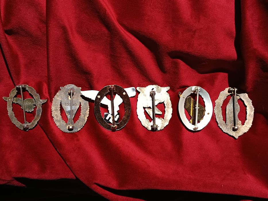 WW2 Lot  6 insigne germane Luftwaffe și Fallschirmjager/Repro noi ! Preț pentru o piesa !