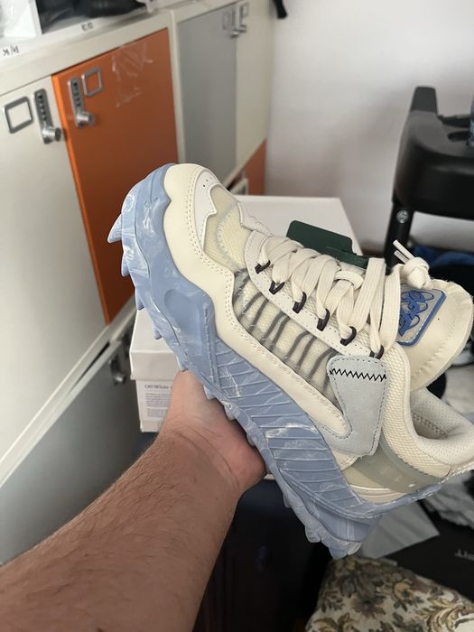 Off white odsy (marimi 40;41)