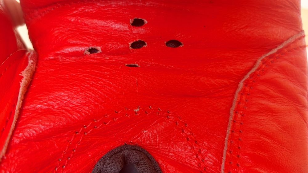 Боксёрские перчатки