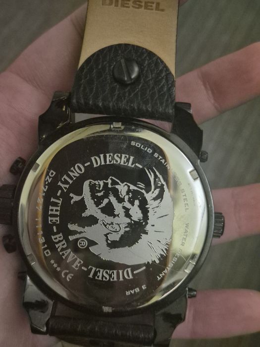 Diesel часовник оригинален