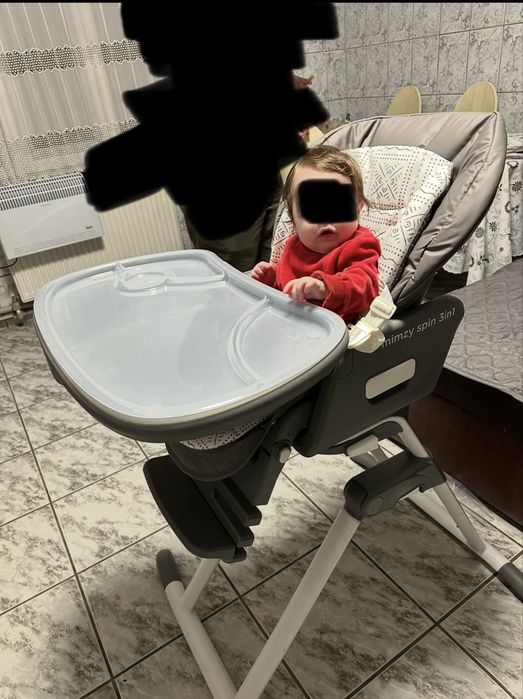 Scaun de masa  copil in satre foarte buna ,am si cutia lui originala