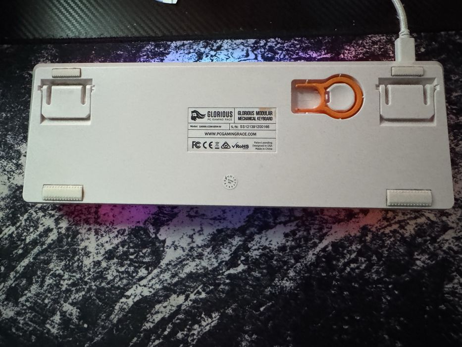 Клавиатура Glorious GMMK 1 Compact