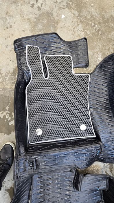 Продам 5D полики