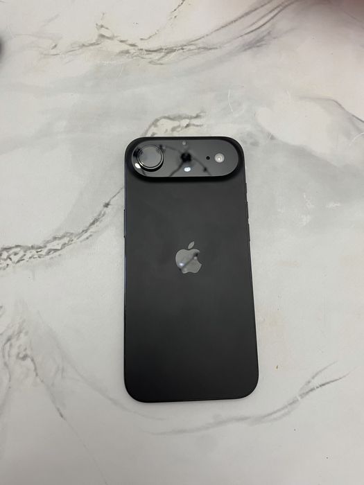 Iphone 17 AIR поддержанный