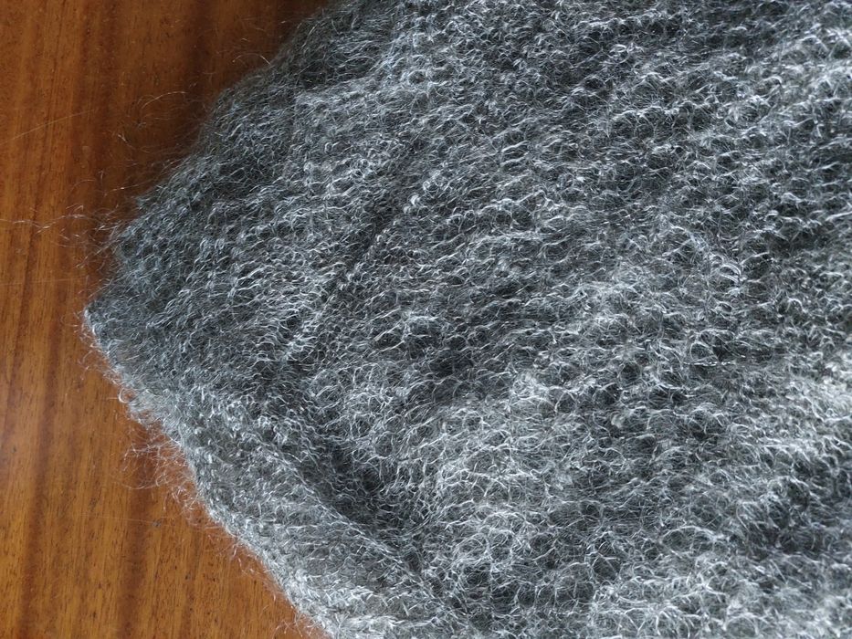 Продам шаль из ангорки