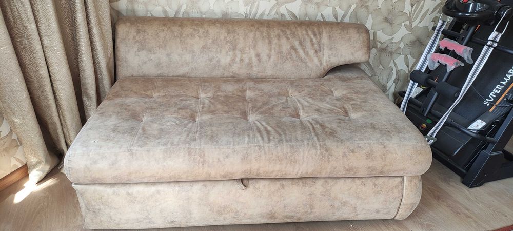 Диван угловой 3-х секционный