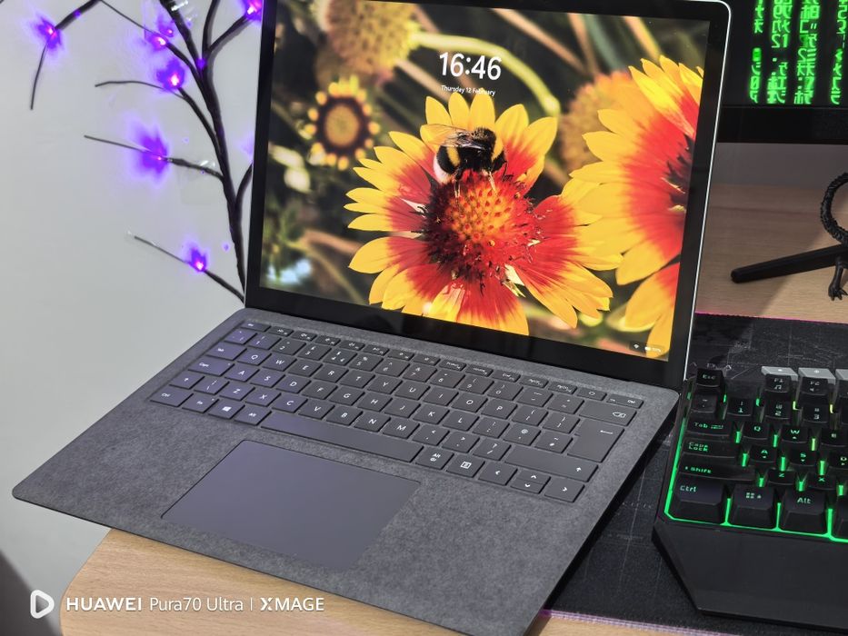 Продавам Microsoft Surface Laptop 3