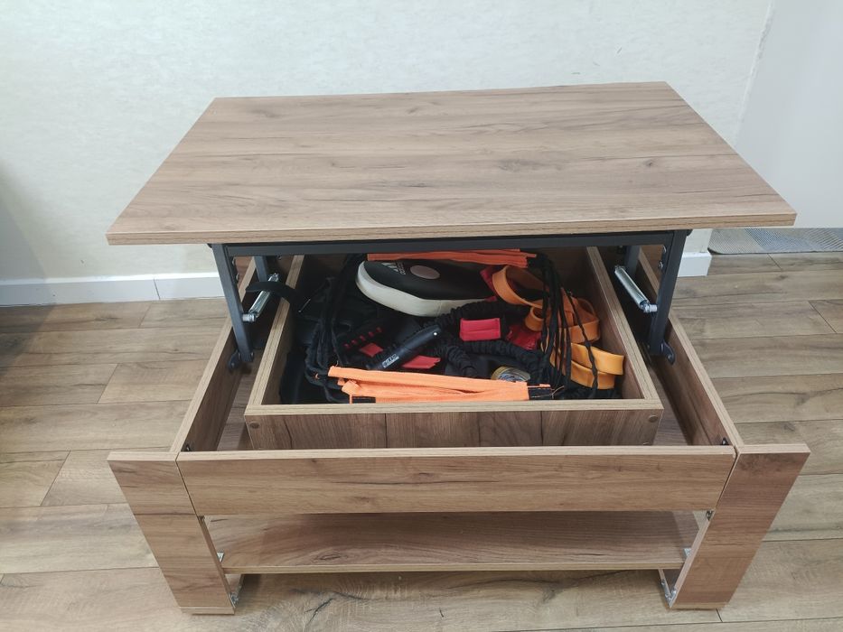 Продается диван б/у+подарок